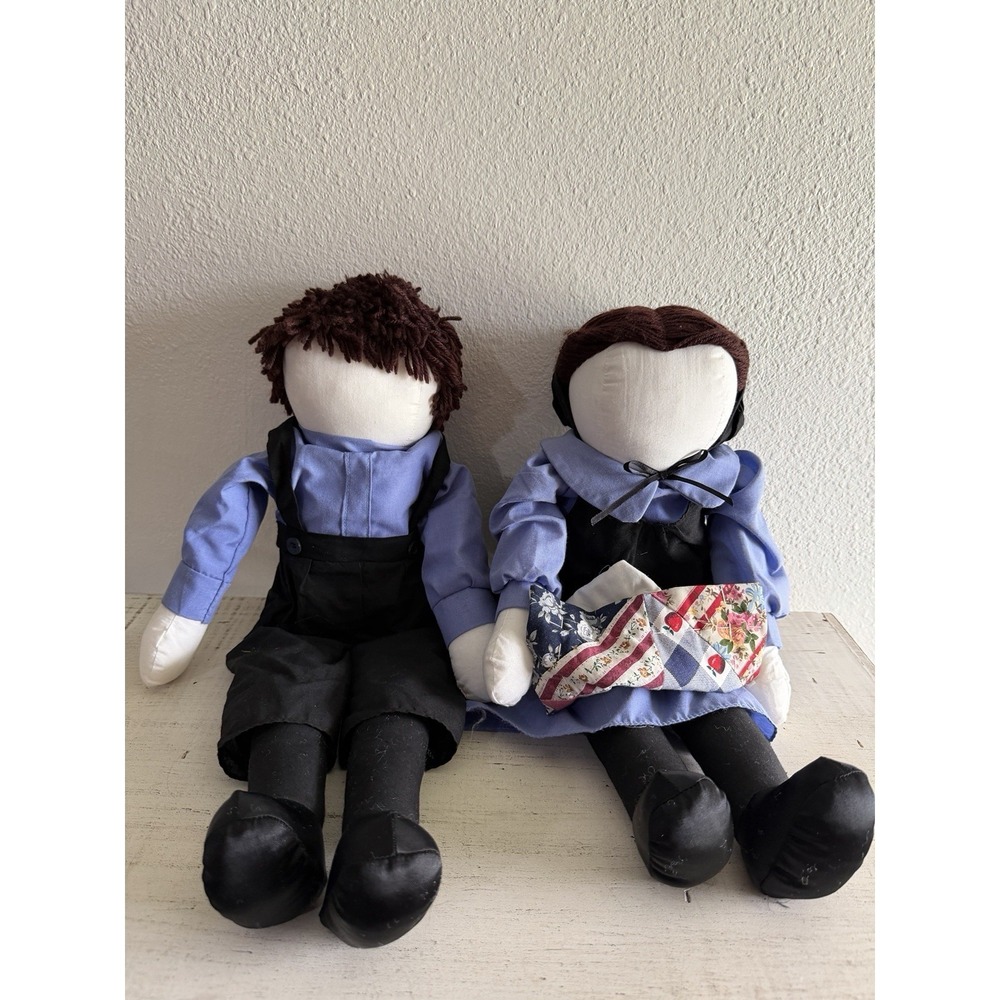 Vintage Amish Folk Art Primitive Handmade Collectible Faceless Dolls